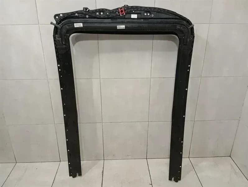 PORSCHE 2020 PORSCHE MACAN 95B SUNROOF FRAME 95B877041G SUNROOF FRAME FACELIFT