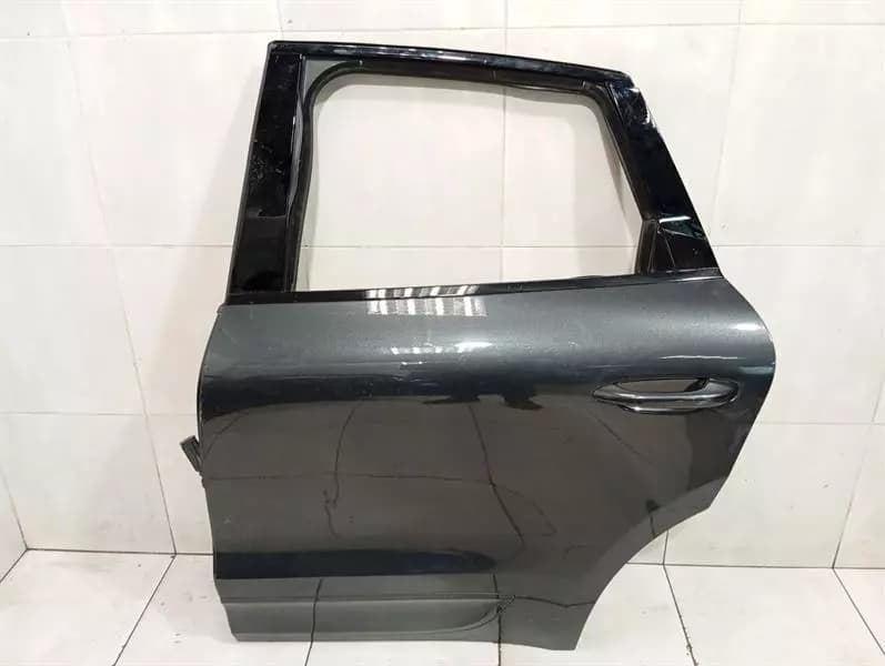 Porsche Macan 95B left rear door 95B833311A door rear left