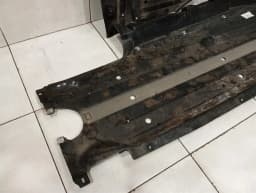 PORSCHE Porsche Macan 95B Undertray set 95B863821C underbody trim set — thumbnail 10