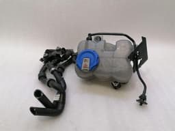 PORSCHE Porsche Macan 95B expansion tank 95B121407B expansion tank cooling water — thumbnail 1
