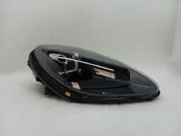 PORSCHE 2020 Porsche Macan 95B Right Headlight 95B941010AM SPARES OR REPAIR Headlamp — thumbnail 1