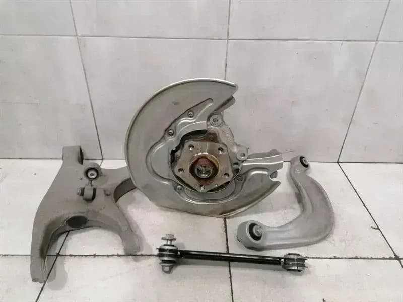 PORSCHE Porsche Macan 95B right rear hub 95B505432BY wheel bearing housing rear right