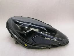PORSCHE 2019 Porsche Macan 95B Right Headlight 95B941010AD PDLS LIFT Headlight Right — thumbnail 1