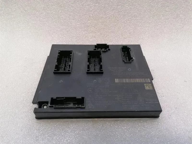Porsche Macan 95B body control module 7PP907064KN BCM control unit
