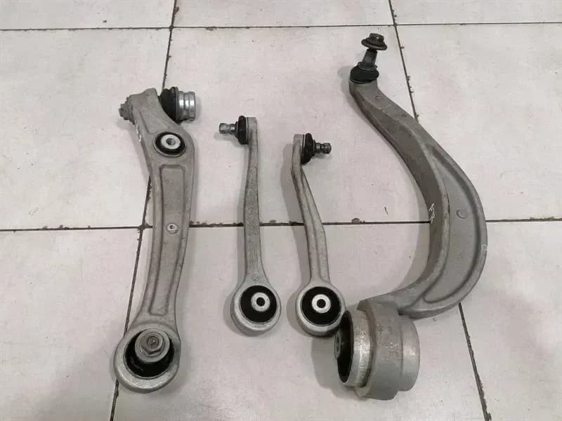 PORSCHE PORSCHE MACAN 95B Right Front wishbone set 8K0407156C Querlenker Vorne Rechts