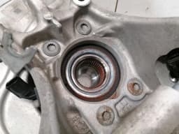 PORSCHE Porsche Macan 95B left rear hub 95B505431BY wheel bearing housing rear left — thumbnail 9
