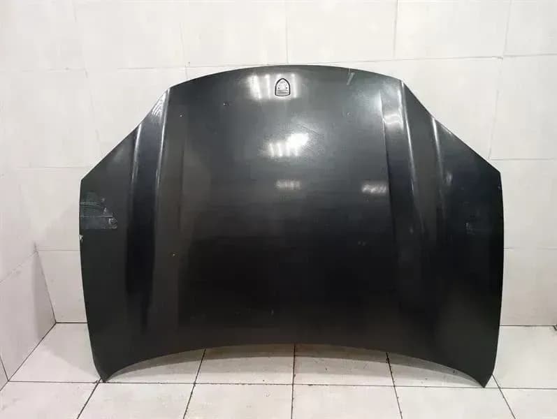 PORSCHE Porsche Macan 95B Bonnet Macan-e 95C823031YGRV 24-26 Bonnet FAULTY