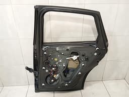 PORSCHE Porsche Macan 95B right rear door 95B833022 door rear right — thumbnail 6