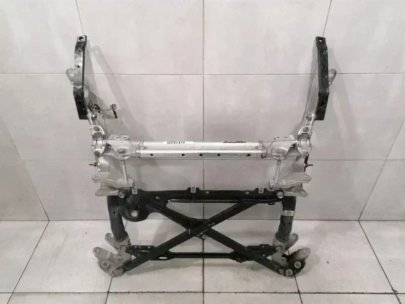 PORSCHE Porsche Macan 95B Beam Subframe Front 8R0399315J Front Axle Carrier