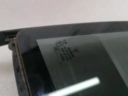 PORSCHE Porsche Panamera 971 left rear 1/4 glass 971845025H door window 1/4 rear LH — thumbnail 3