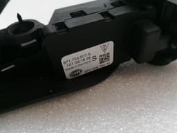 PORSCHE Porsche Panamera 971 Gas Pedal (Electrical) 971723507A Accelerator Pedal — thumbnail 3