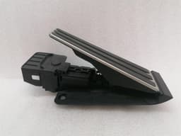 PORSCHE Porsche Panamera 971 Gas Pedal (Electrical) 971723507A Accelerator Pedal — thumbnail 9