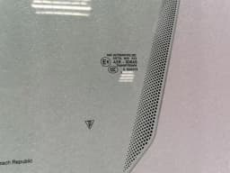 PORSCHE Porsche Cayman 718 left front door glass 98154251101 door window front left — thumbnail 3