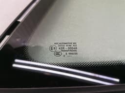 PORSCHE Porsche Cayman 718 left rear quarter glass 98154311108 door window 1/4 rear left — thumbnail 9
