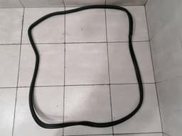 PORSCHE Porsche Cayman 718 rear lid seal 98151261101 rear trunk seals — thumbnail 5
