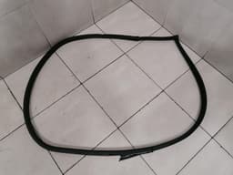 PORSCHE Porsche Cayman 718 left door seal 98153707506 door seals left — thumbnail 1
