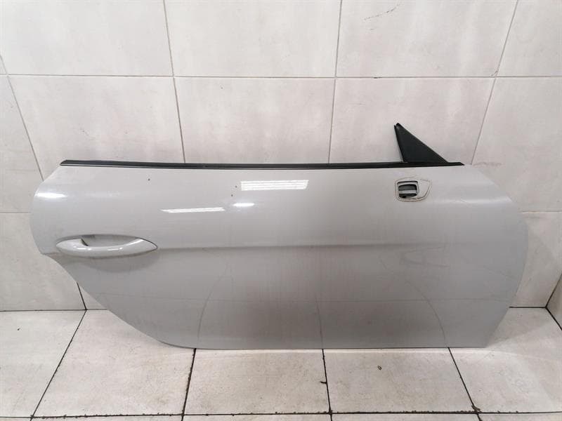PORSCHE Porsche Cayman 718 right front door 982831052 door front right