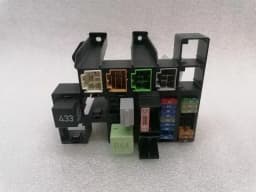 PORSCHE Porsche Cayman 718 Fuse Box 982971706 Fuse Box — thumbnail 1