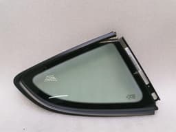 PORSCHE Porsche Cayman 718 Right Rear 1/4 Glass 98154311208 Door Glass 1/4 Rear RH — thumbnail 5