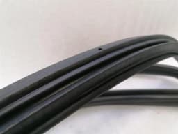 PORSCHE Porsche Cayman 718 Door Seal 98153707502 Left Door Seals — thumbnail 4