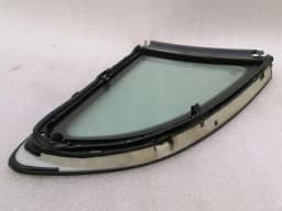 PORSCHE Porsche Cayman 718 Left Rear 1/4 Glass 98154311108 Door Glass 1/4 Rear LH — thumbnail 6
