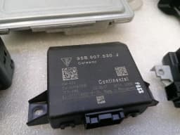 PORSCHE Porsche Cayman S 718 engine ECU 982907309D engine control unit 2.5 — thumbnail 6