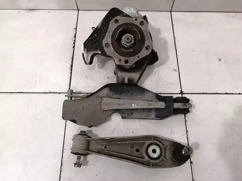 Porsche Boxster 986 Left Front Hub 99634165711 Wheel Bearing Case Front Left Set