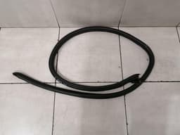 PORSCHE Porsche Boxster 986 Left Door Seal 98653790100 Door Seals Left — thumbnail 1
