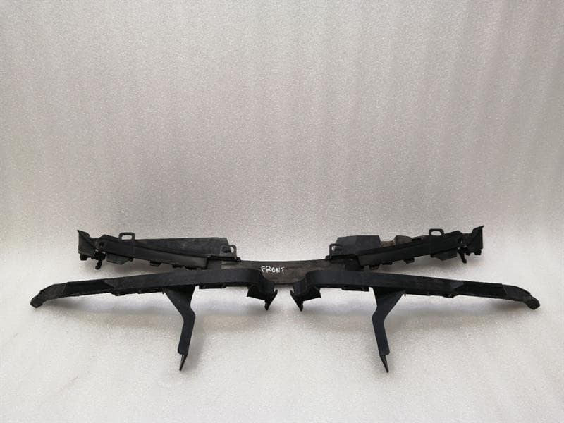 PORSCHE Porsche Boxster 986 holder bracket 99650553100 front holder carrier damaged