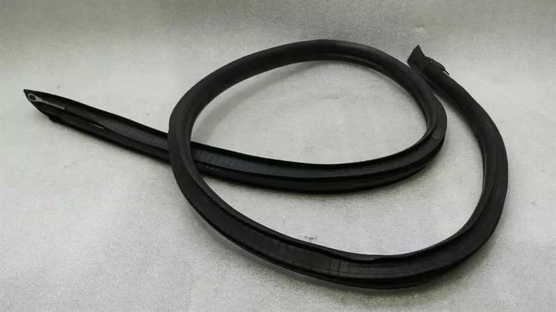 PORSCHE Porsche Boxster 987 Right Door Seal 98753707603 Door Seals Front Right