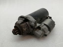 PORSCHE Porsche Boxster 986 Starter Engine 99660410300 Starter — thumbnail 1