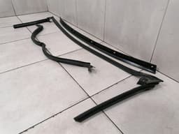 PORSCHE Porsche Boxster 986 Roof Softtop Seal 98656142401 Canopy Gasket — thumbnail 2
