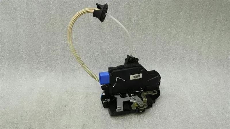Porsche Boxster 987 RHD left door lock 3D2837015 right-hand drive