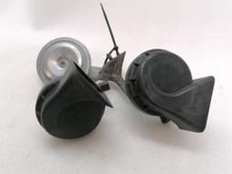 PORSCHE Porsche Boxster 986 Horn Set 99663501504 Horn Fanfare Set — thumbnail 2