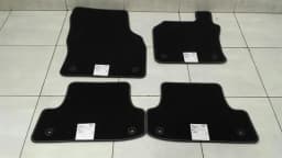 AUDI AUDI RS3 8V FLOOR CARPET MATT SET 8V2864435F RIGHT HAND DRIVE RHD — thumbnail 2