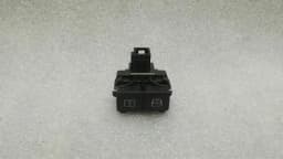 MERCEDES-BENZ Mercedes C Class W204 Monitor Switch A2048702851 Screen Switch Screen — thumbnail 1
