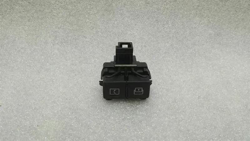 MERCEDES-BENZ Mercedes C Class W204 Monitor Switch A2048702851 Screen Switch Screen