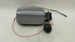 AUDI Audi RS3 8V fuel filler cap 8V4809906 fuel cap fuel flap — thumbnail 1