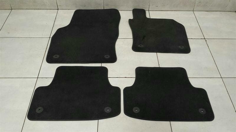 AUDI Audi RS3 8V Floor Mat Set 8V2864436 RHD RIGHT HANDLEBAR