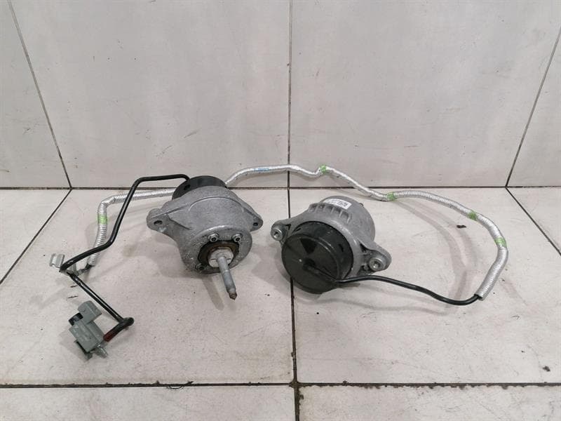 Porsche Boxster 718 engine mount 982199131C engine mount