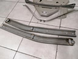 PORSCHE Porsche Boxster 718 holder bracket 98133125111 holder carrier — thumbnail 9