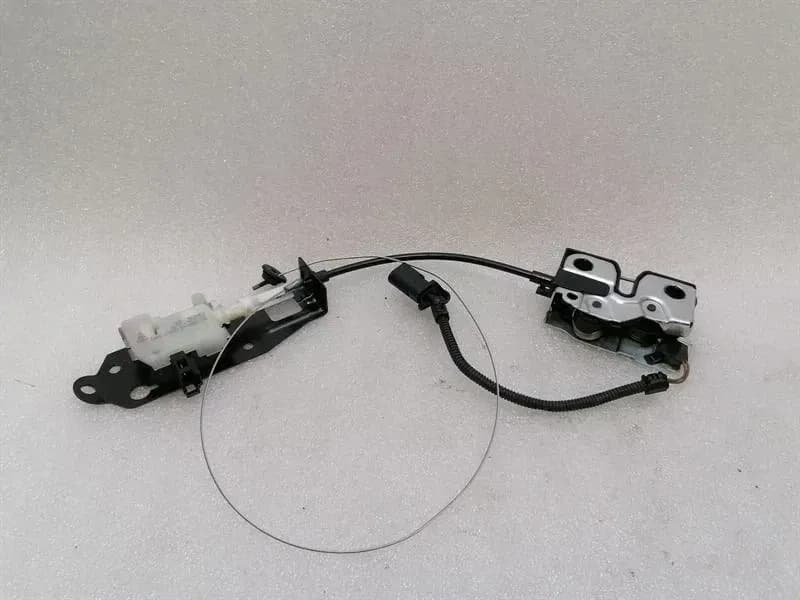 Porsche Boxster 718 Boot Lock 98151205304 Tailgate Lock
