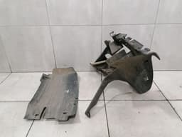 PORSCHE Porsche Boxster 718 holder bracket 982807147 left holder carrier — thumbnail 1