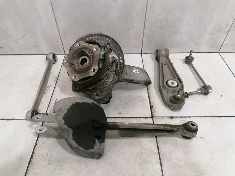 Porsche Boxster 718 Left Rear Hub 982505051A Wheel Bearing Housing Rear Left