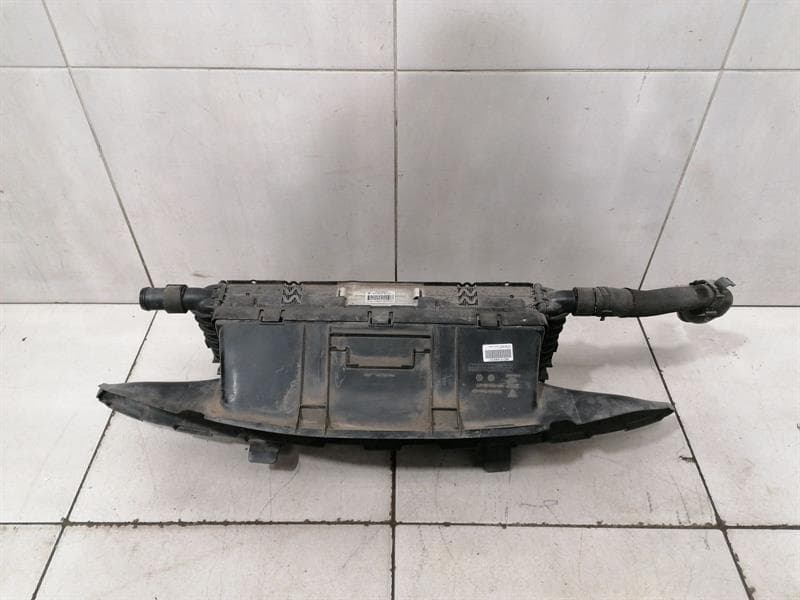PORSCHE Porsche Boxster 718 Water Radiator 99110513702 Water Cooler Radiator