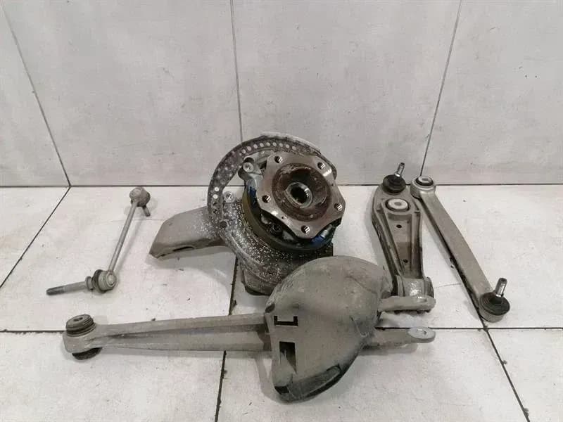 Porsche Boxster 718 Right Rear Hub 982505052A Wheel Bearing Housing Rear Right