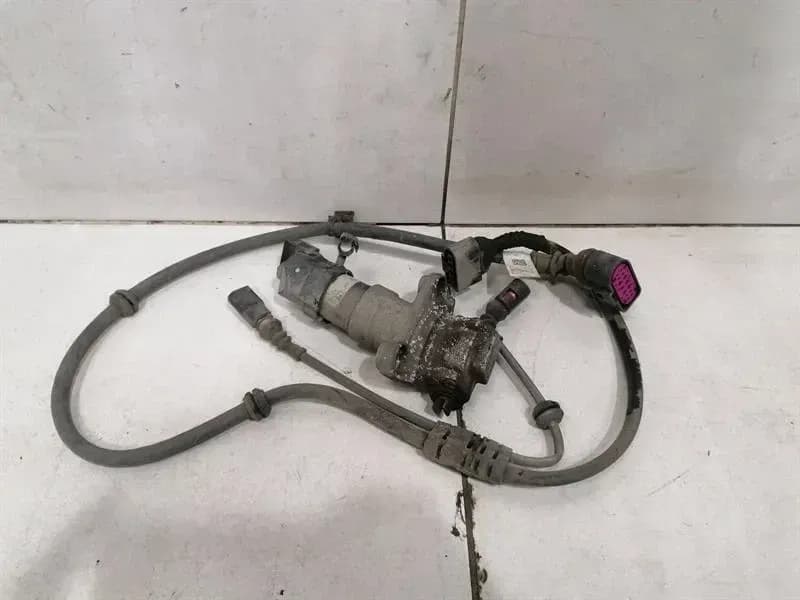 Porsche Boxster 718 PBM Park Brake Engine 298609404 Left Parking Brake Motor