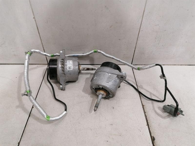 Porsche Boxster 718 engine mount 982199131C engine mount