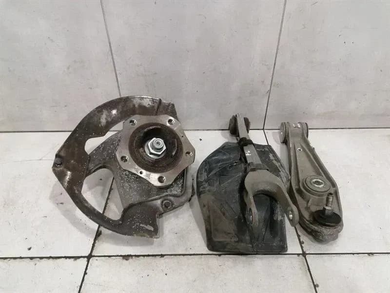 Porsche Boxster 718 Left Front Hub 99134115706 Wheel Bearing Housing Front Left