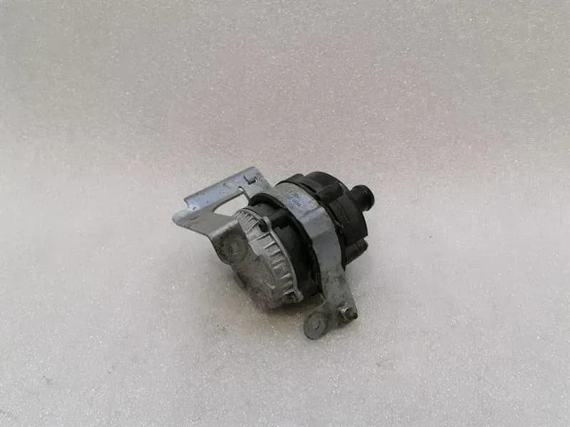 Porsche Boxster 718 additional cooling pump 04L965567 coolant pump pump